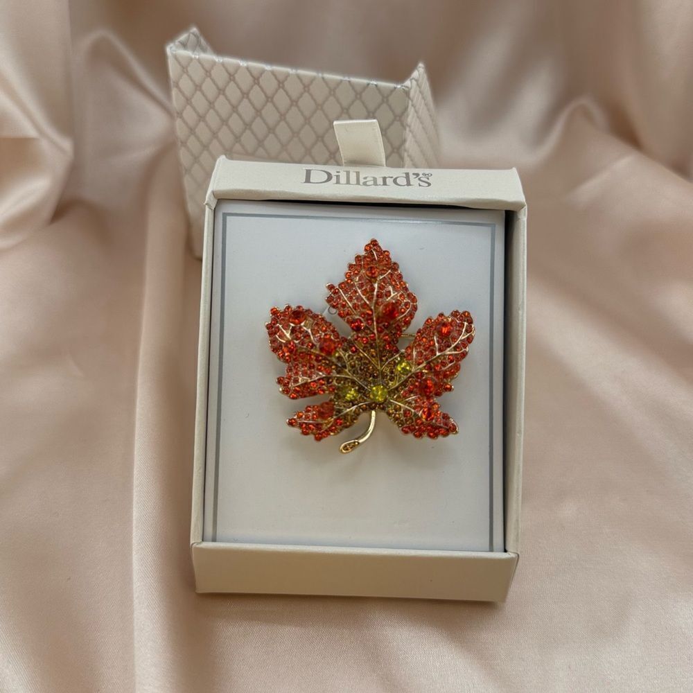 Stunning Fall Leaf Brooch – Orange & Gold Crystal Maple Leaf Pin - Picture 4 of 5